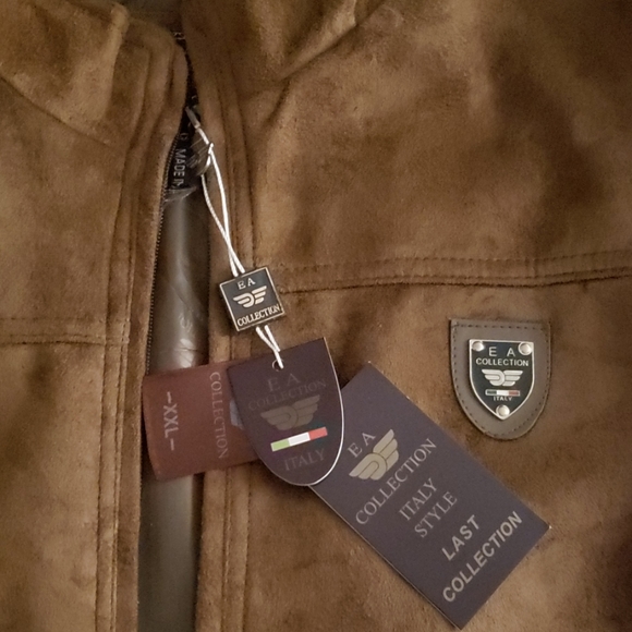 Jacket - Picture 4 of 4